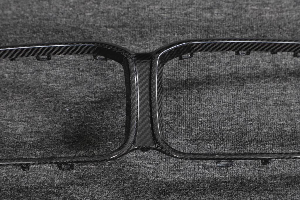 F87 M2 COMPETITION DRY CARBON FIBER FRONT GRILLES TRIMS