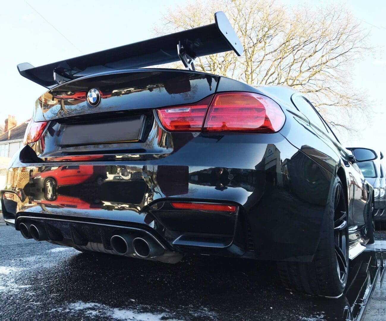 GTS M STYLE GLOSS BLACK BOOT WING