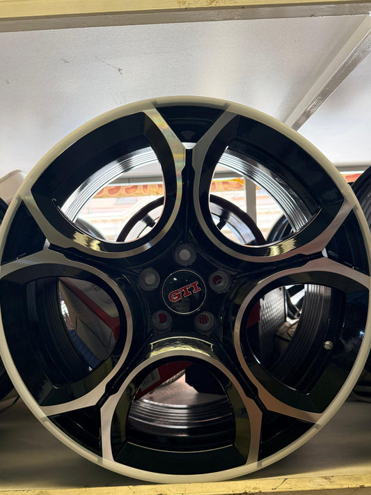 Golf 8.5 GTI STYLE RIM 17 INCH