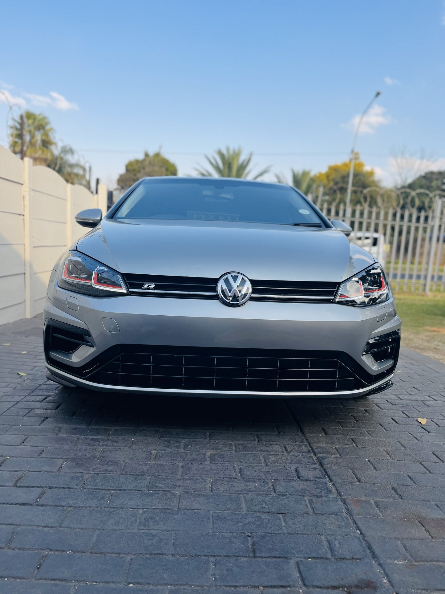 GOLF 7.5 R FRONT BUMPER CONVERSION FOR GOLF 7