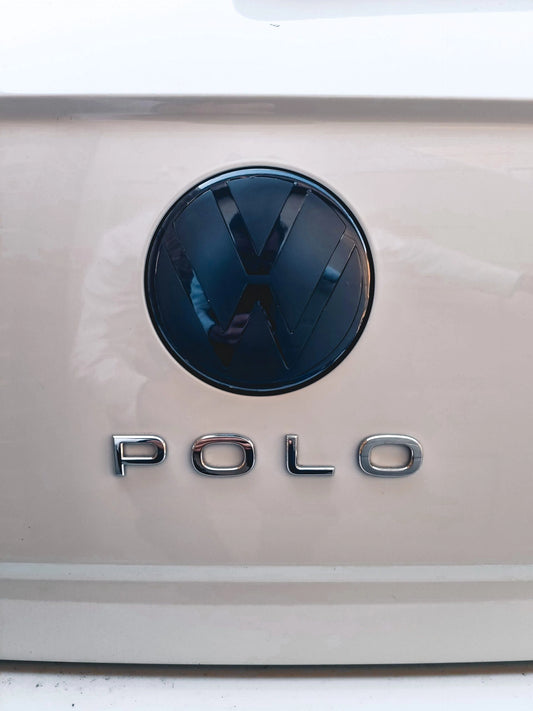POLO 8 AW TRUNK EMBLEM NEW LOGO