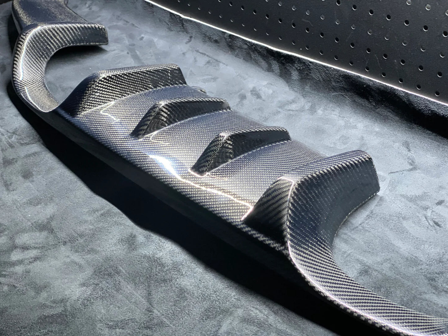 E92 M3 H-STYLE CARBON FIBRE DIFFUSER