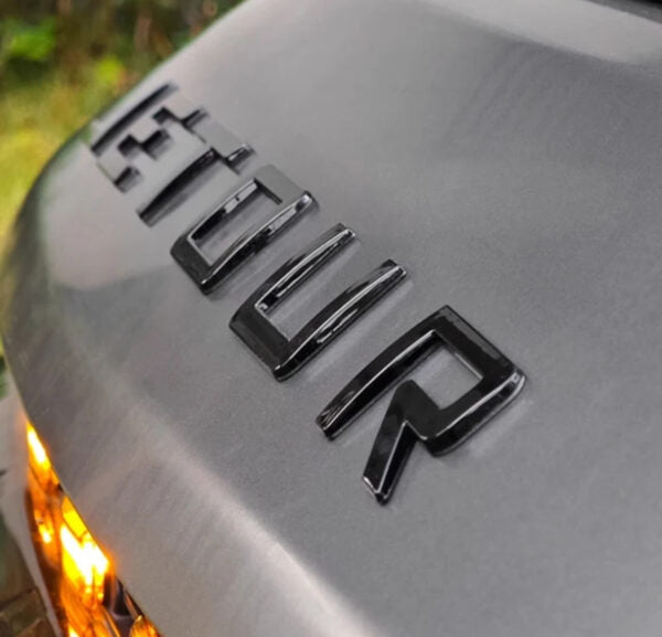 JETOUR BLACK EMBLEM/BADGE (NON-OEM)