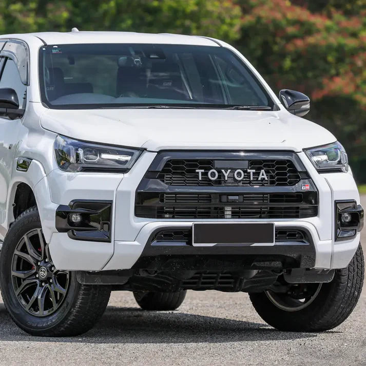 TOYOTA HILUX GR SPORT STYLE CONVERSION BODY KIT