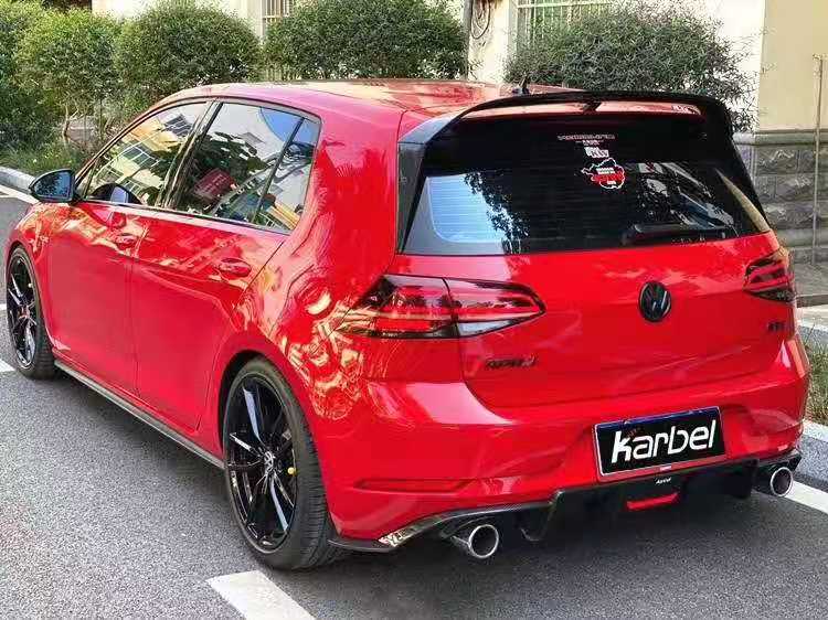 GOLF 7.5 GTI KARBEL GLOSS BLACK DIFFUSER WITH BRAKE LIGHT
