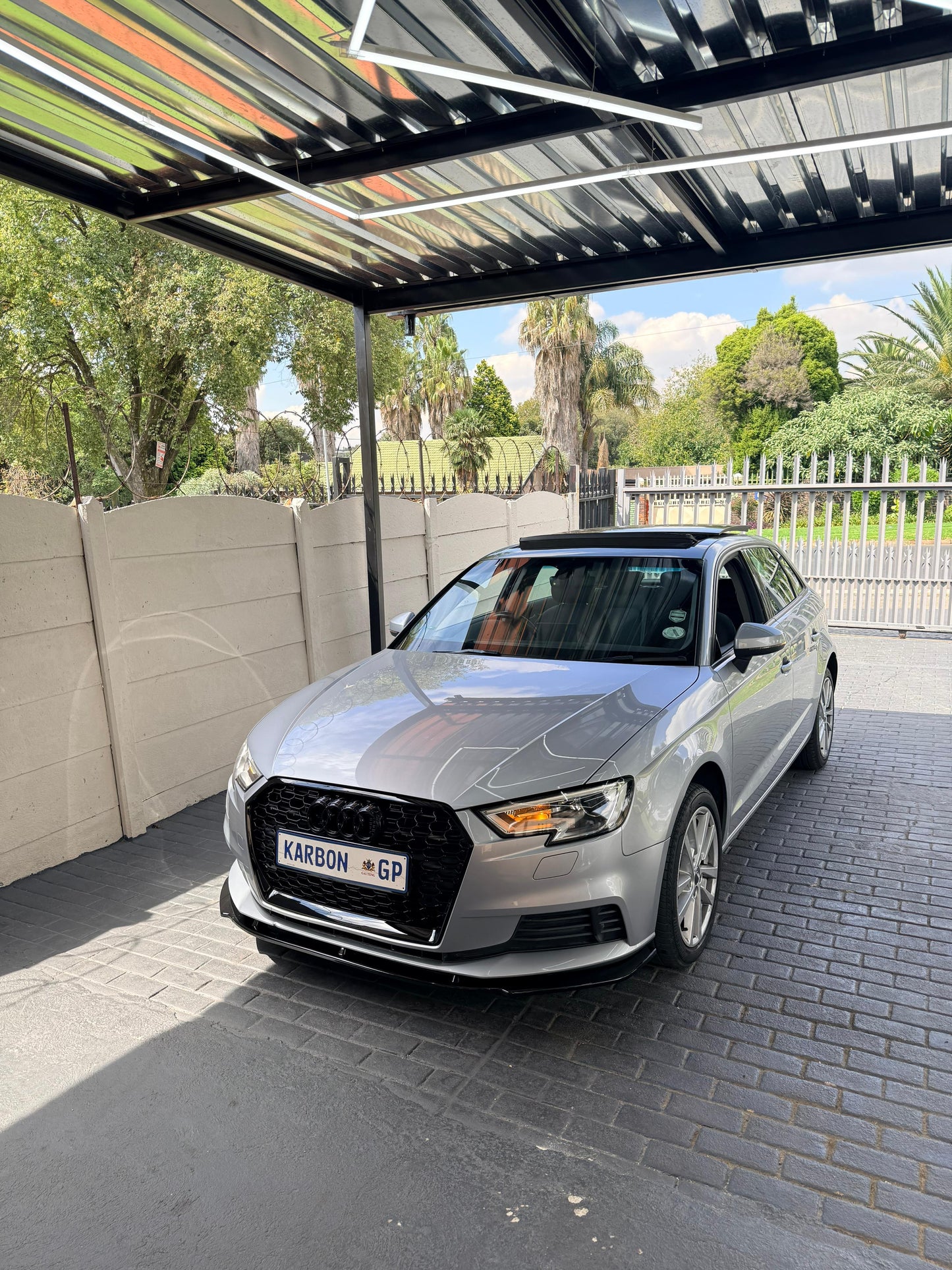 A3 8V1 HATCH 13-16 NON S-LINE FRONT LIP
