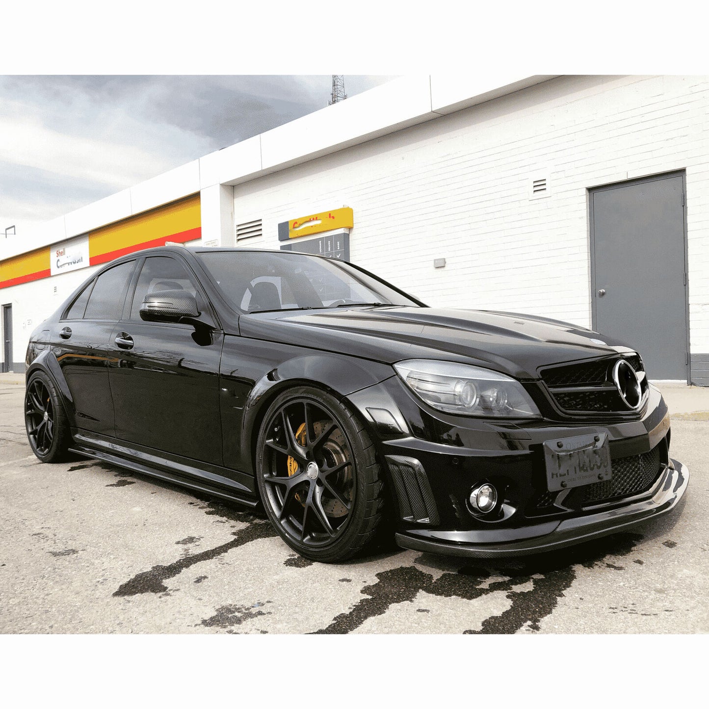 MERC W204 C63 RZ STYLE CARBON FIBRE SIDE SKIRT EXTENSIONS