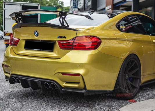 F82 M4 V STYLE CARBON FIBER BOOT SPOILER
