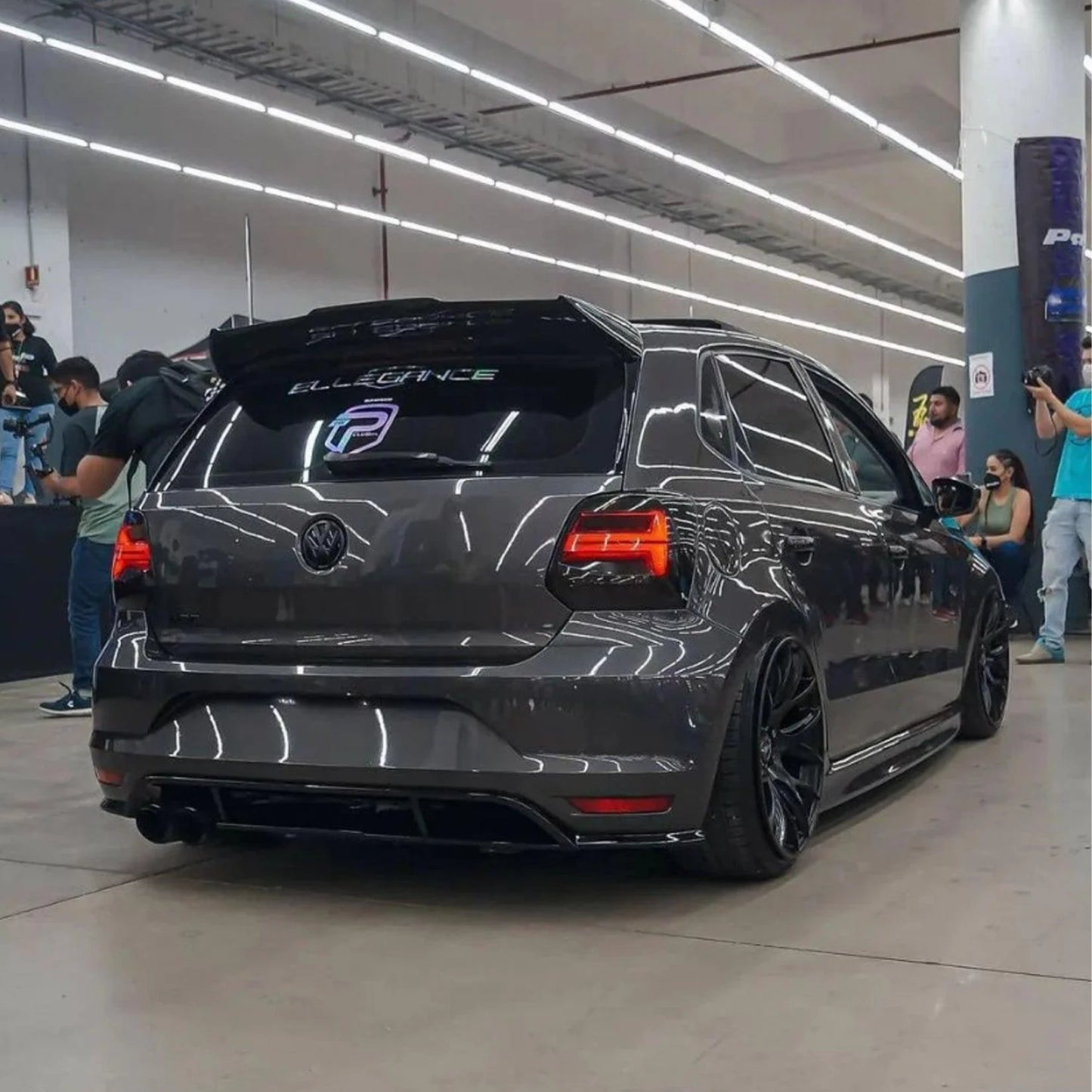 POLO 6 OSIR BATMAN STYLE GLOSS BLACK ROOF SPOILER