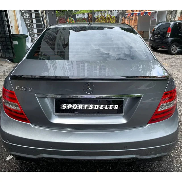 MERC W204 C-CLASS SEDAN AMG STYLE BOOT SPOILER