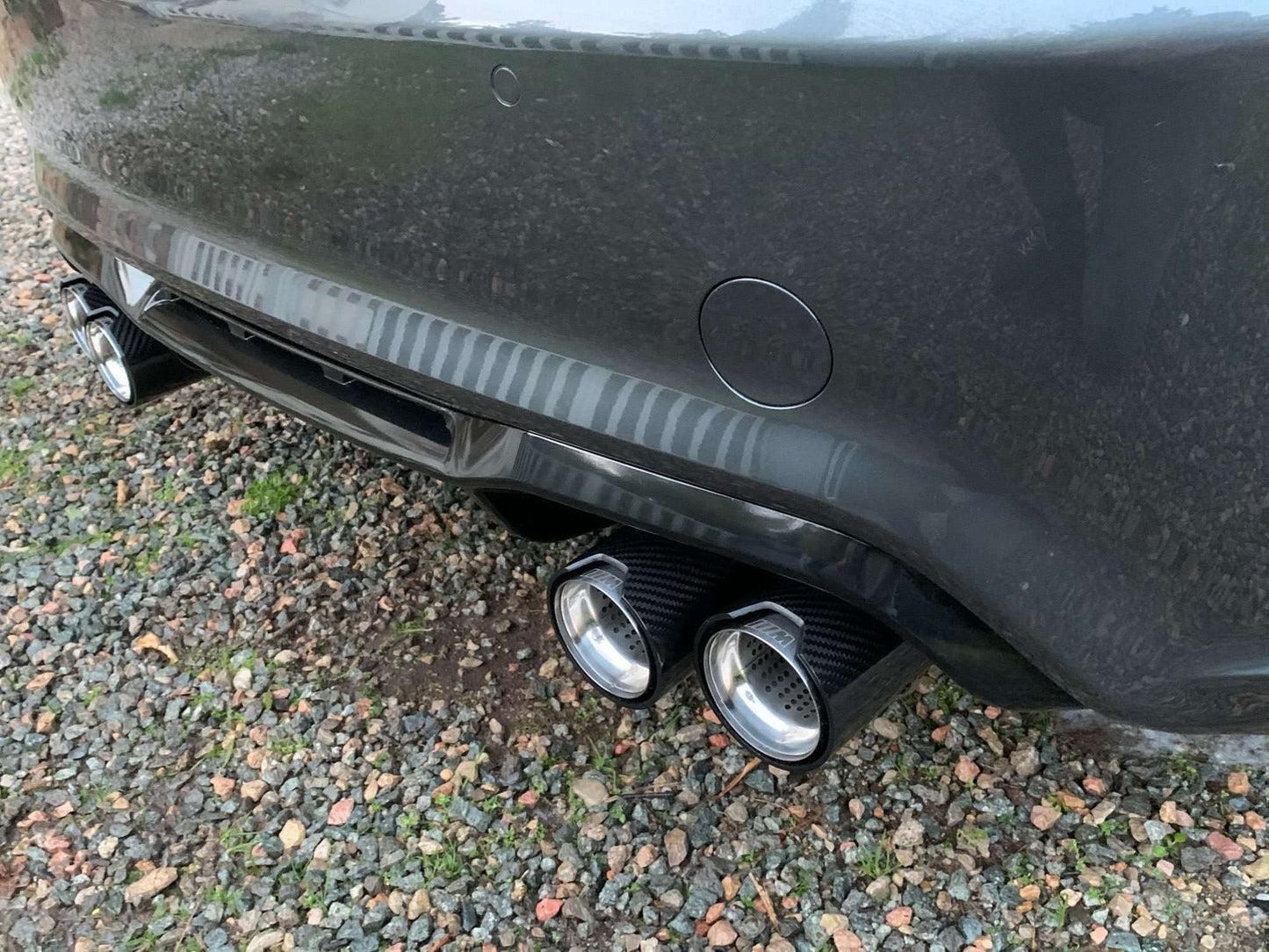 F-SERIES PERFORMANCE STYLE CARBON FIBRE EXHAUST TAIL PIPES