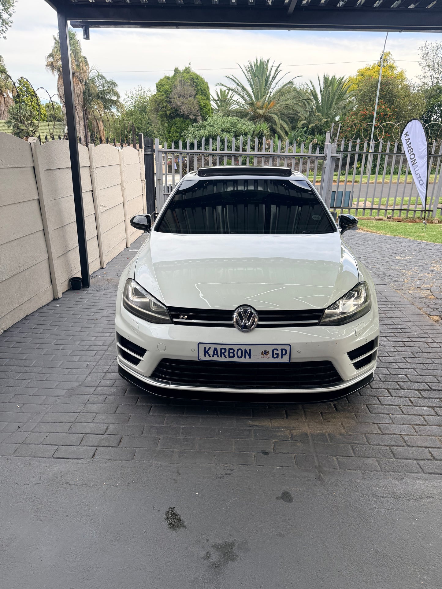 GOLF 7 R/ GTI GLOSS BLACK FRONT LIP