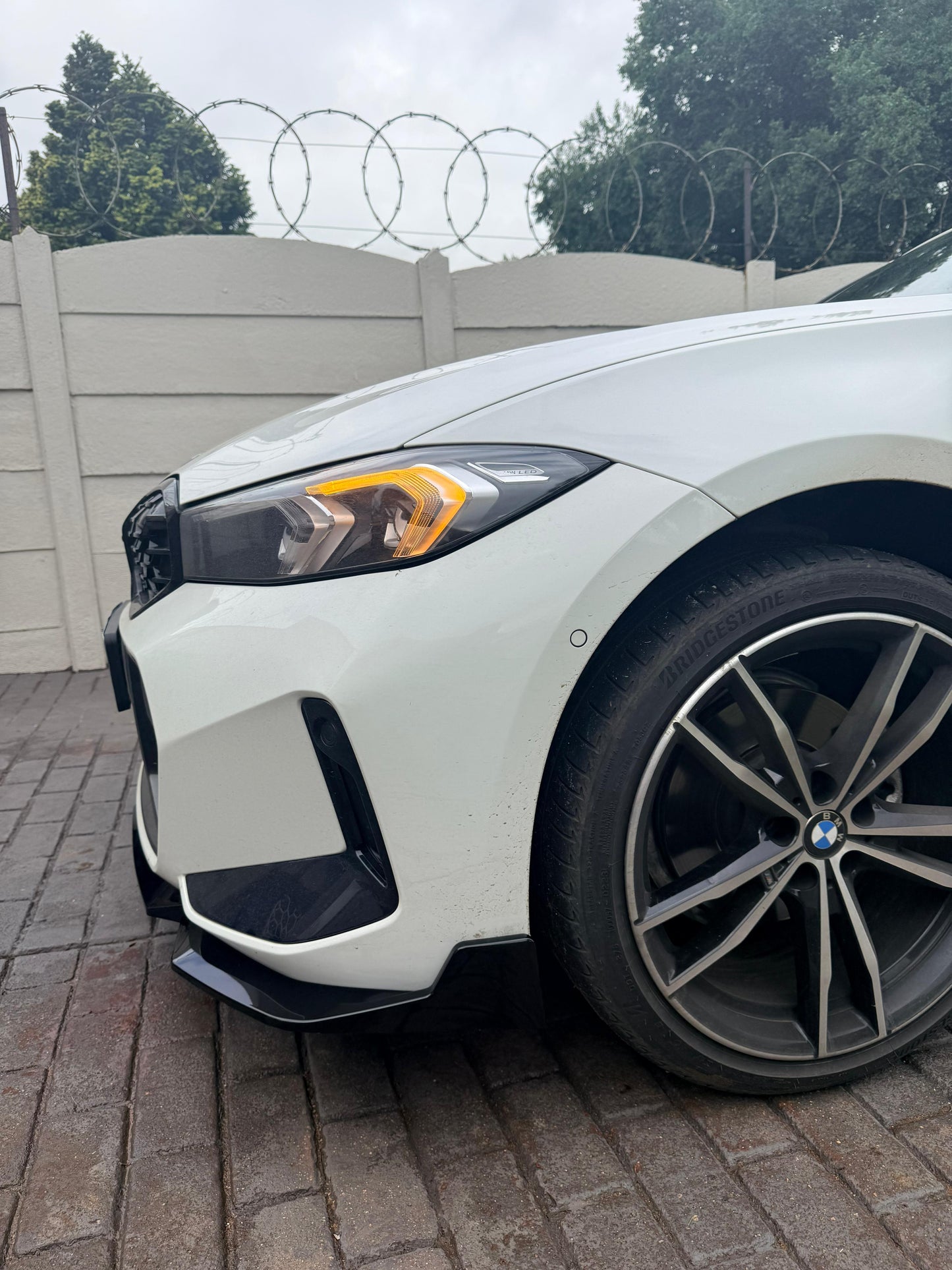 G20 3-SERIES LCI PERFORMANCE STYLE GLOSS BLACK FRONT LIP