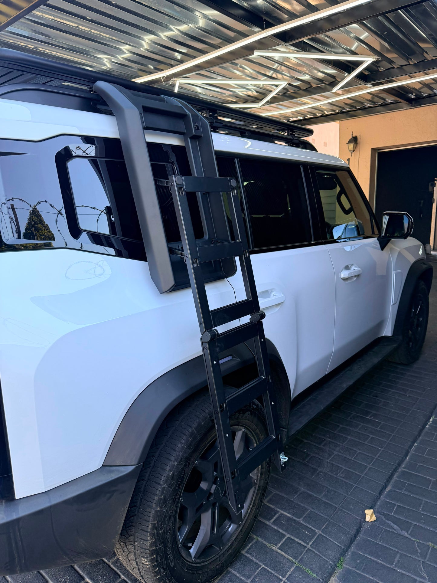 JETOUR T2 DEFENDER STYLE SIDE LADDER