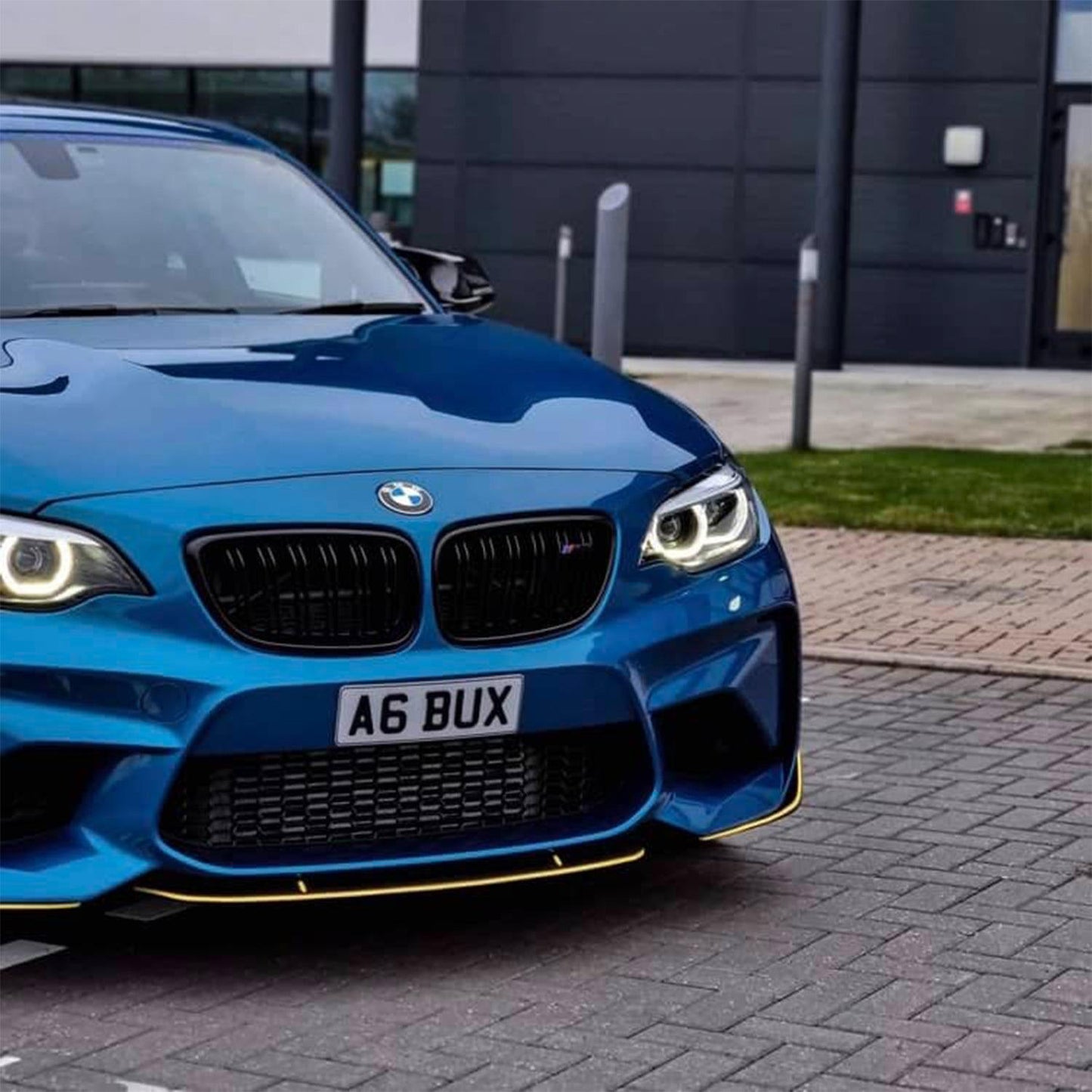 F87 M2 CARBON FIBRE CENTRAL FRONT LIP