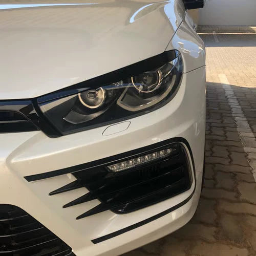 SCIROCCO GLOSS BLACK EYELIDS