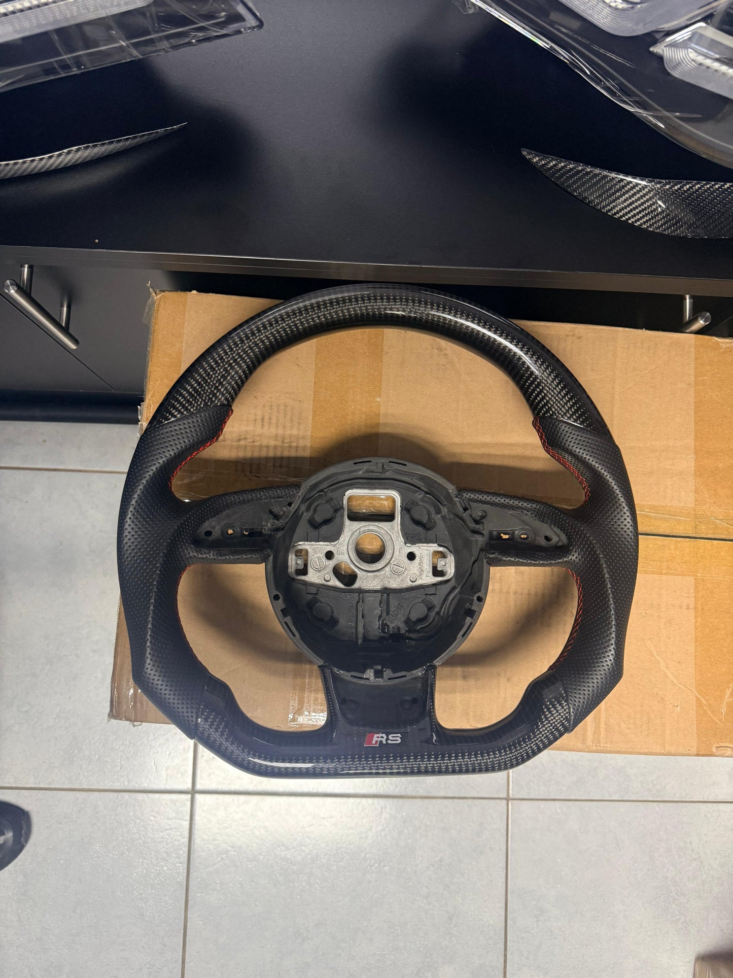 AUDI CARBON WHEEL 8V1