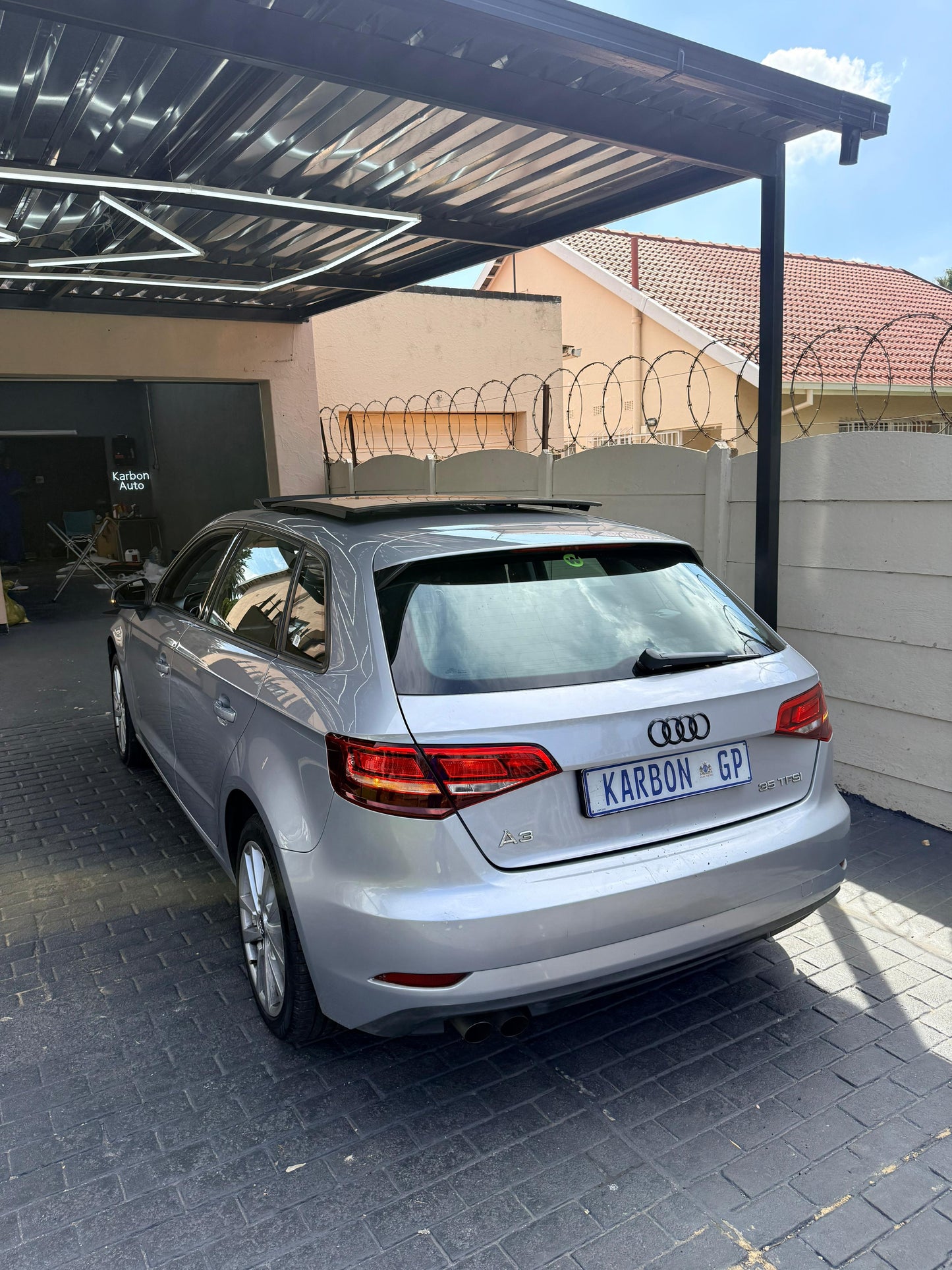 AUDI GLOSS BLACK BADGE