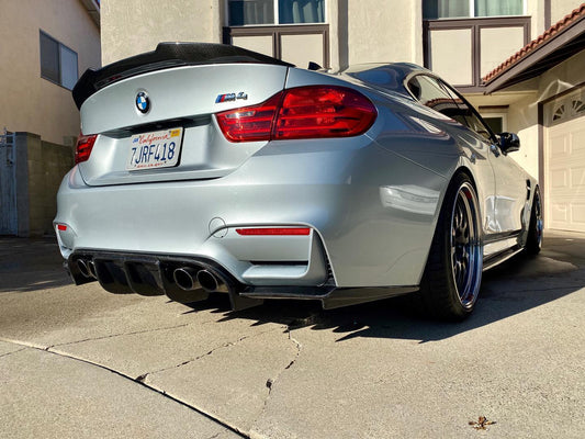 F82 M4 V STYLE CARBON FIBER BOOT SPOILER