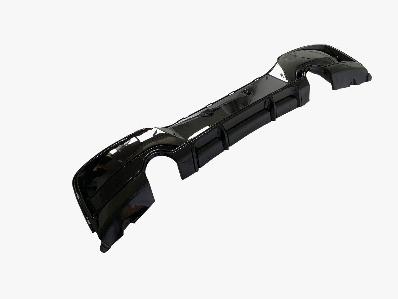 F20 M PERFORMANCE-STYLE REAR DIFFUSER (DUAL SINGLE PIPE EXIT) – Karbon Auto