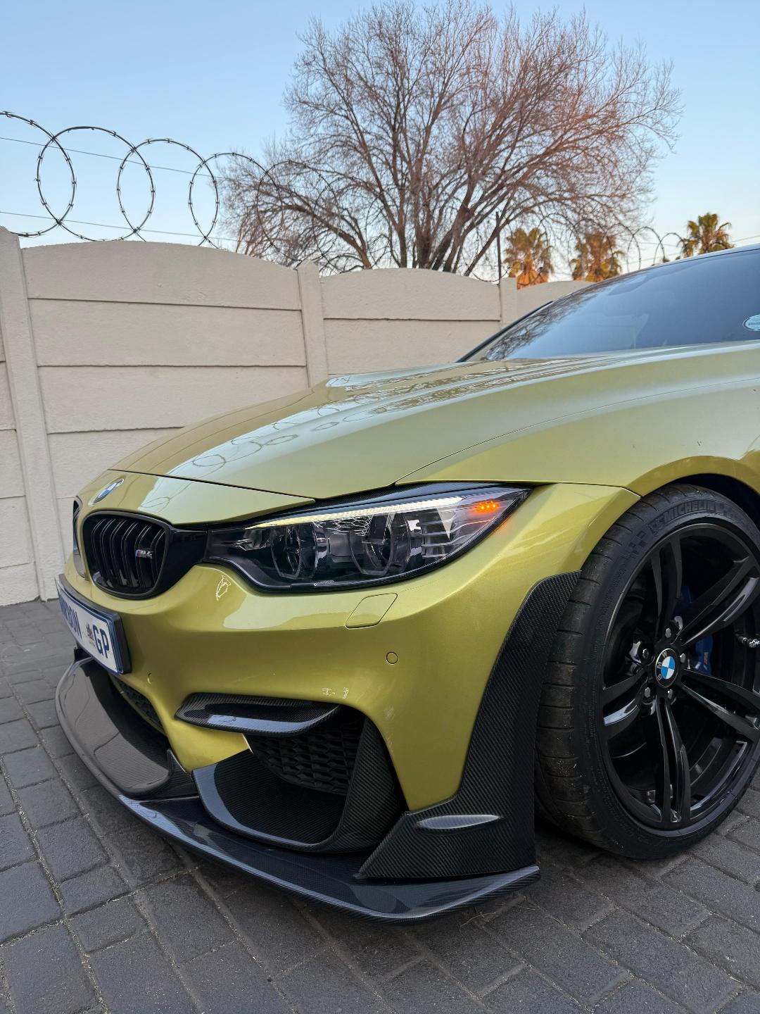 F80 M3 / F82 M4 LAPTORR-STYLE CARBON FIBER FRONT LIP